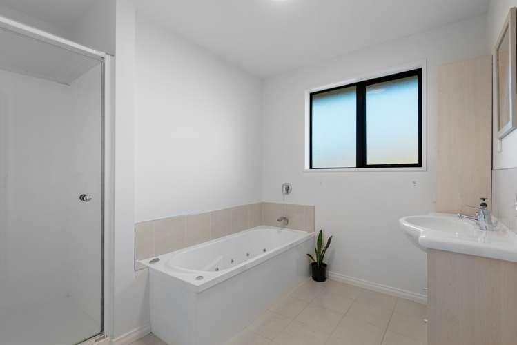 1 White Hart Lane Mosgiel_20