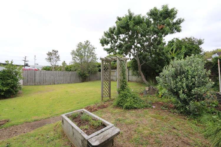 255 Mount Smart Road Onehunga_21