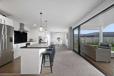 30 Raupo Crescent_2