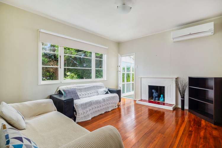 24 Arahoe Road New Lynn_11