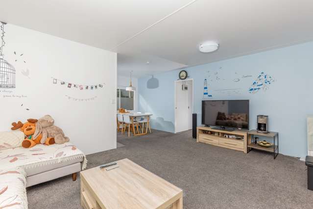 11 Bill Phillip Place Clendon Park_3