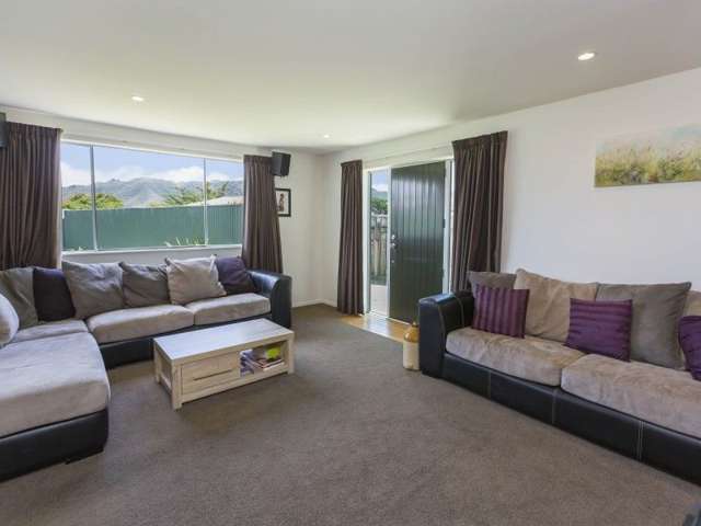 2/41 Hillside Drive Maoribank_2