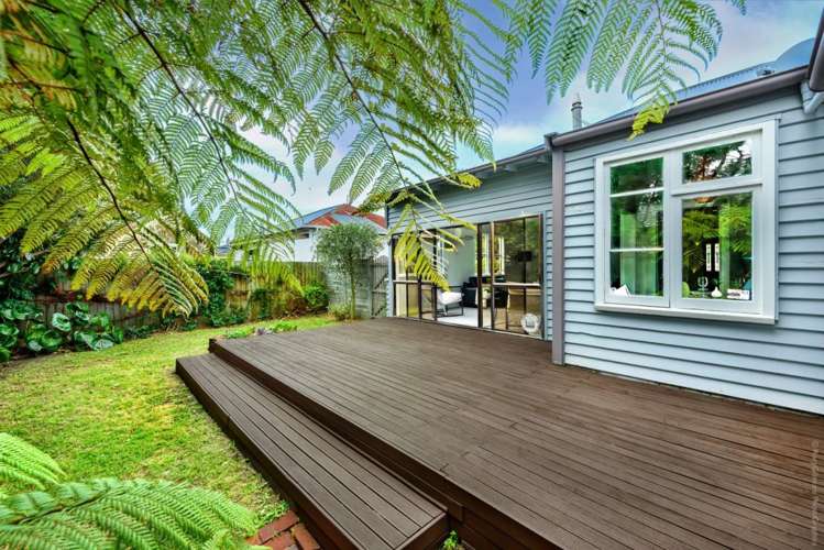 1/32 Radley Street Woolston_13