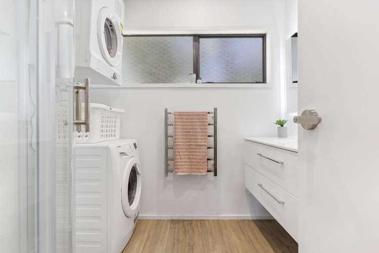 103b Woodglen Road Glen Eden_16