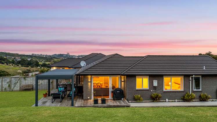 13 Otaota Way Flat Bush_43