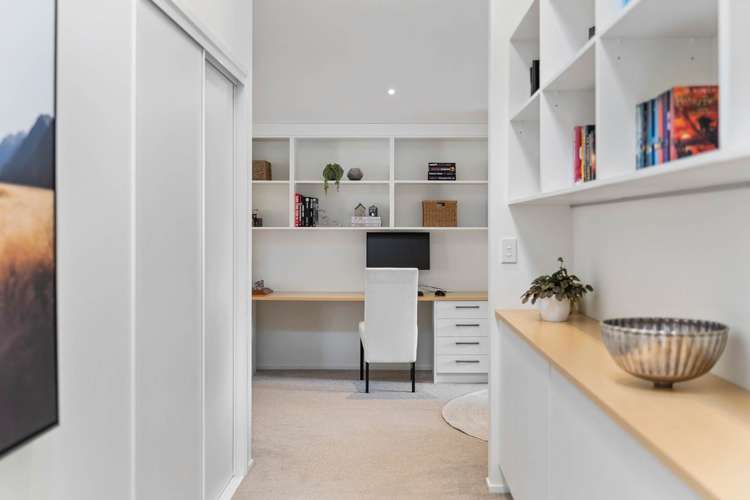 11 Janet Street Sunnyhills_28