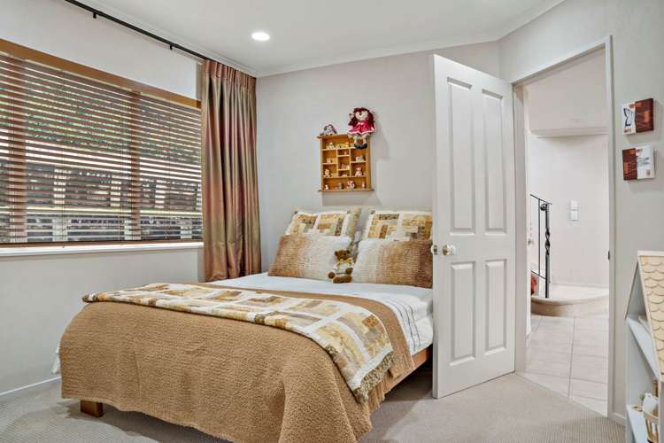 69 Manor Park Sunnyhills_15