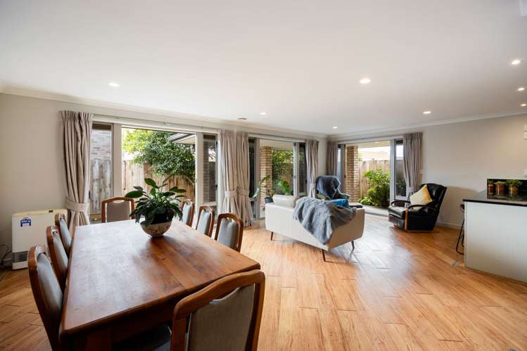 52 Macfarlane Street Hamilton East_3