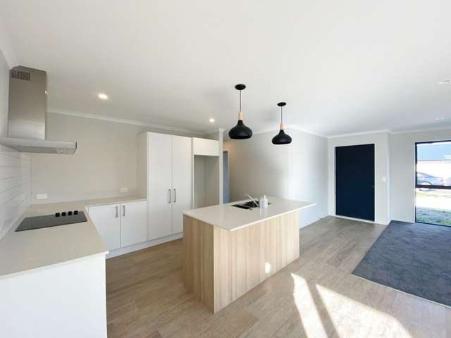 8 Lolite Lane Rolleston_4