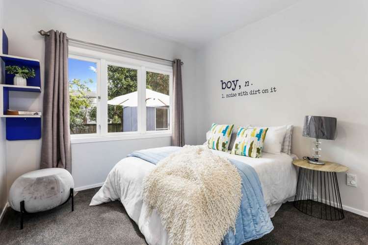 194 Te Atatu Road Te Atatu South_16