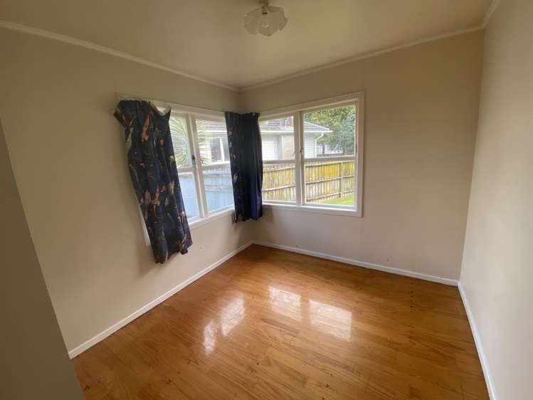 32 Enderby Drive Te Atatu Peninsula_6