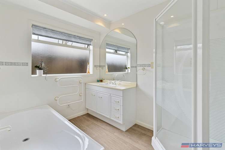 4 Stewart Gibson Place Manurewa_10