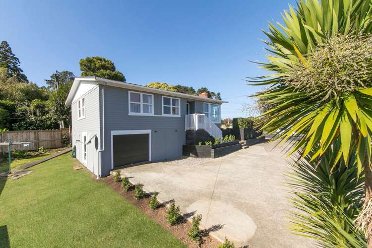 9 Atkinson Road Titirangi_7