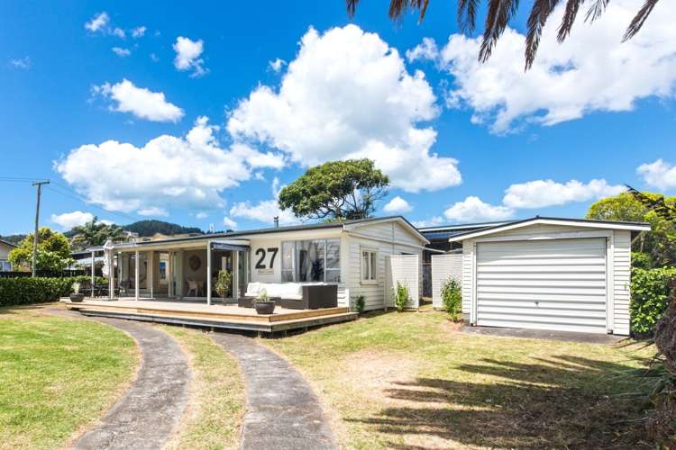 27 Kawakawa Bay Coast Road Kawakawa Bay_1