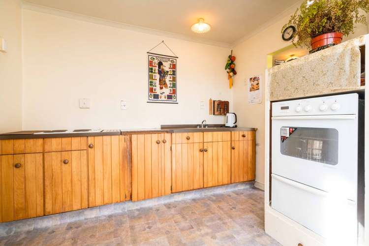 26 Chatham Street Waihola_17