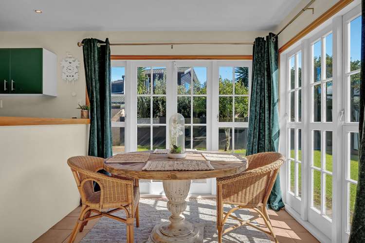 66 Yeovil Road Te Atatu Peninsula_19