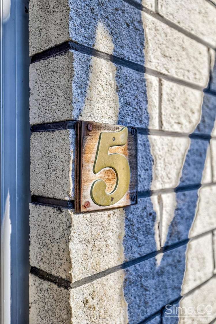 5 Avon Place Springvale_21