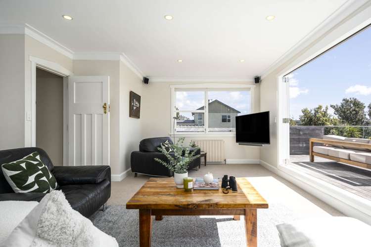 29 Seaview Road Paremata_16