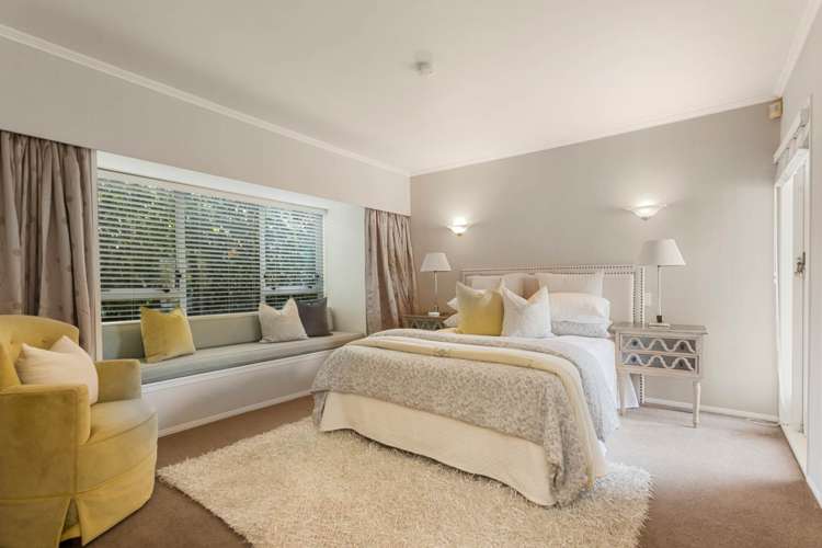 11 Seymour Road Mellons Bay_16