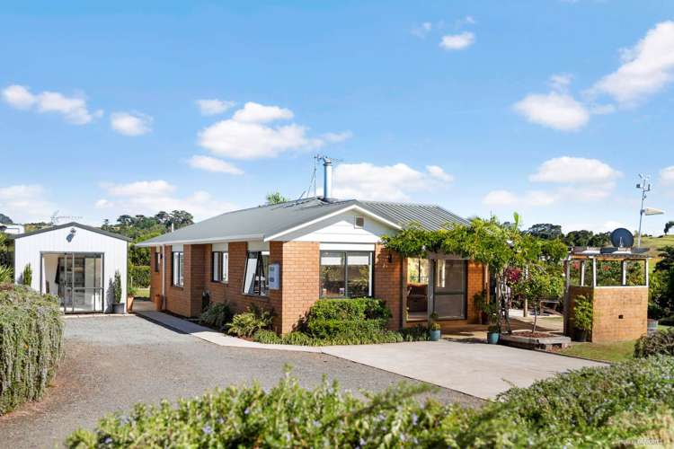 208 Craig Road Pollok_15