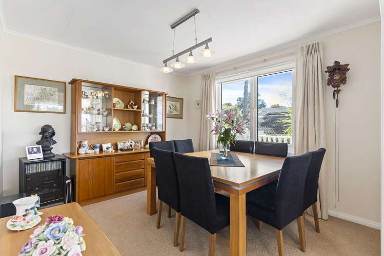 1/7 Colmar Road Mellons Bay_6