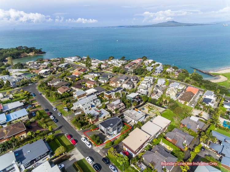 10 Marama Street Castor Bay_28