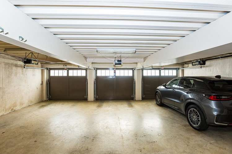 6 Cheviot Road Lowry Bay_29