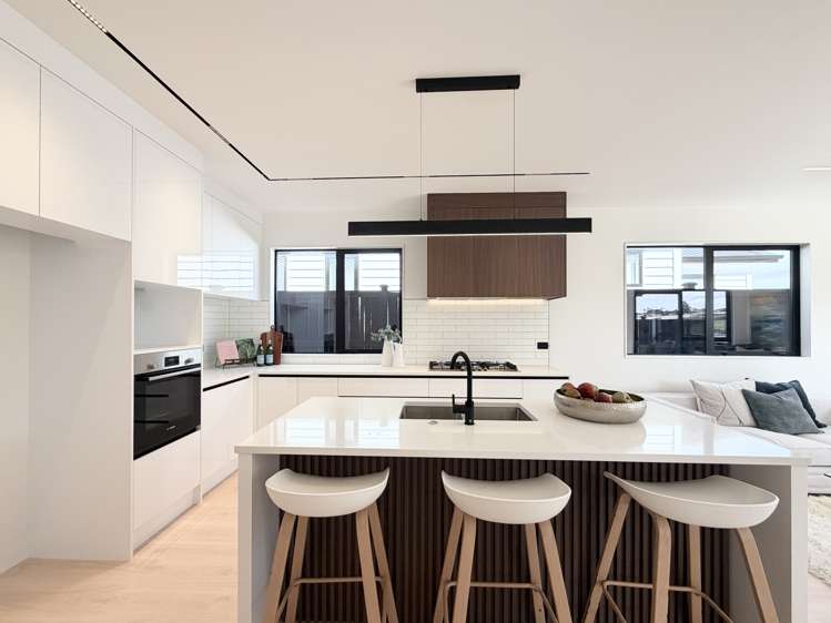 384 Te Taruna Drive_5