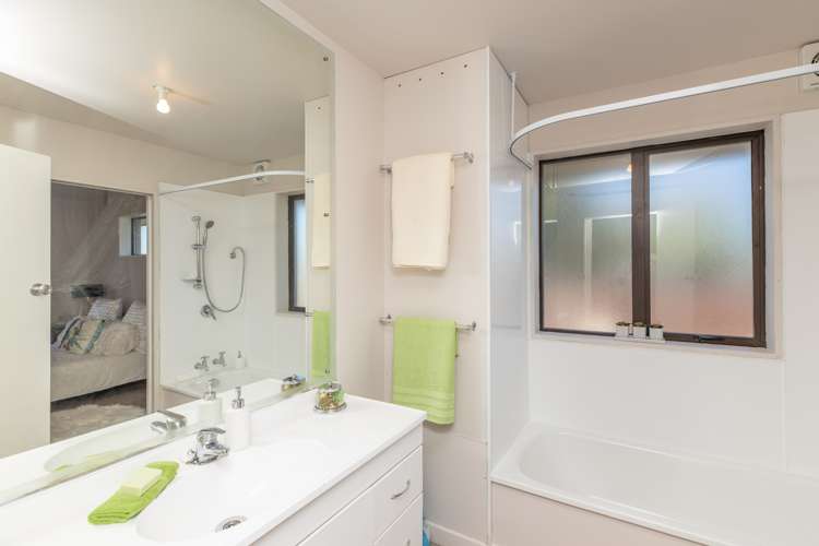 1/10 Wentworth Street Ilam_10