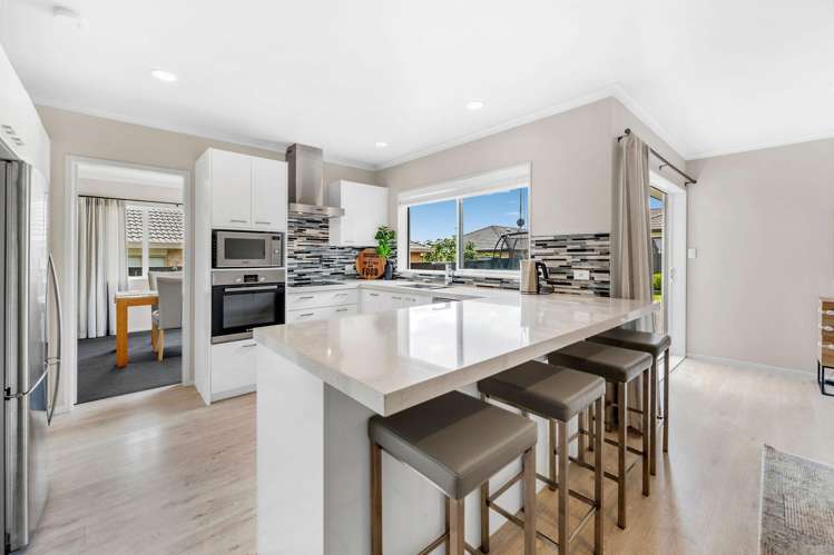 31 Newinn Crescent East Tamaki Heights_10