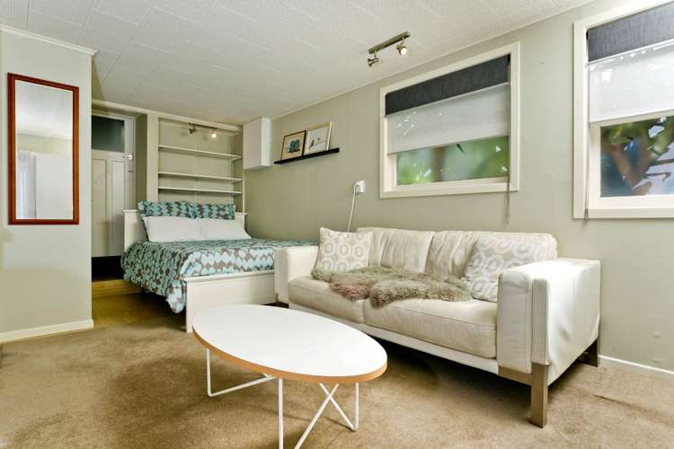 2/213 Lake Road Belmont_17