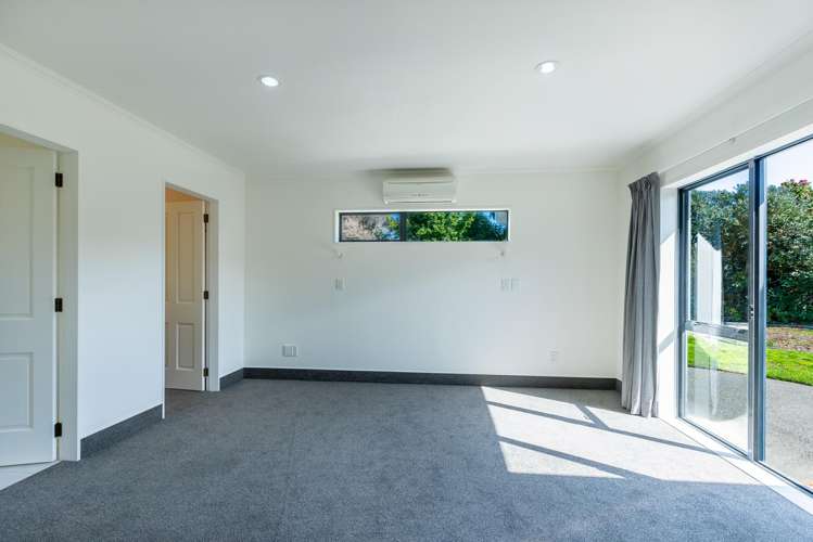 8 Cedar Drive Paraparaumu Beach_17