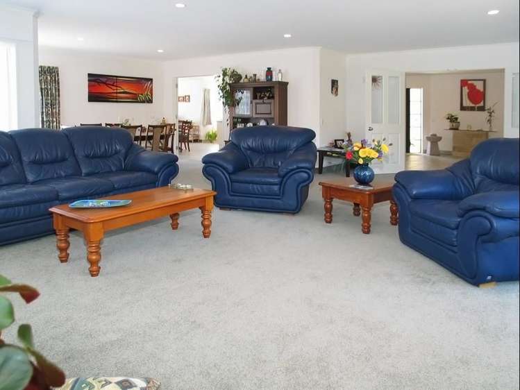 8 Scoresby Grove Whitby_25