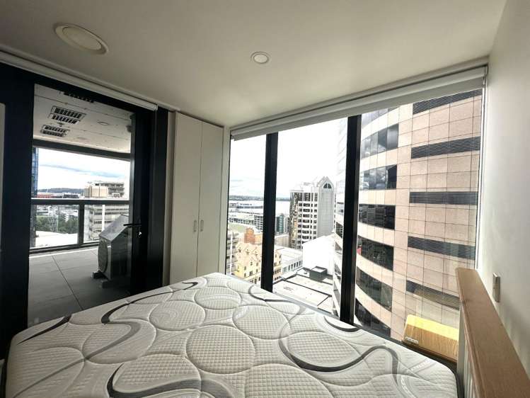 904B/32 Swanson Street 10015_5