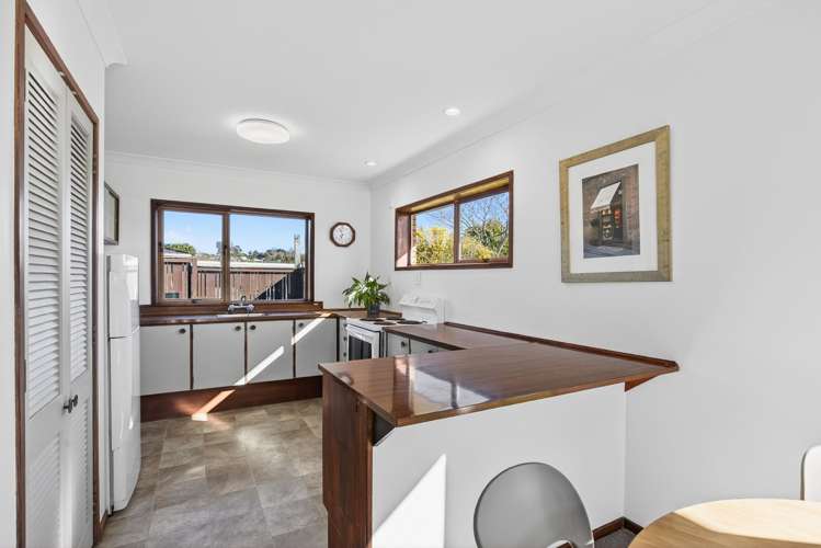 1/15 Serrita Avenue Sunnyhills_10