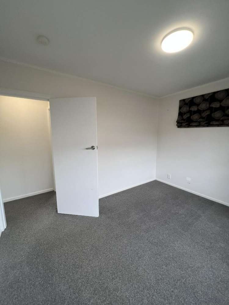 24 Patrick Place 2742_16