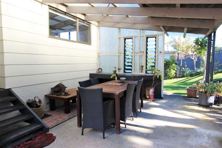 23 Trotter Avenue Waiomu_12