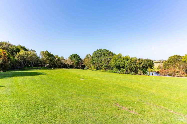 1951 Cove Road Mangawhai_30