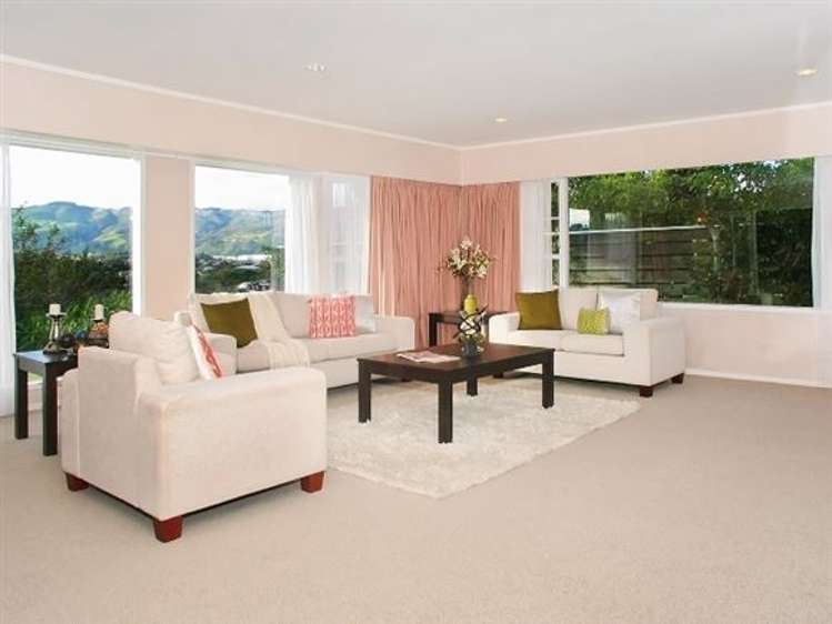 6 Saint Hildas Glade Tawa_2