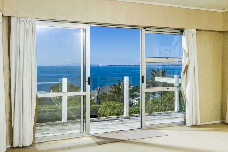 167 Beach Road Castor Bay_19