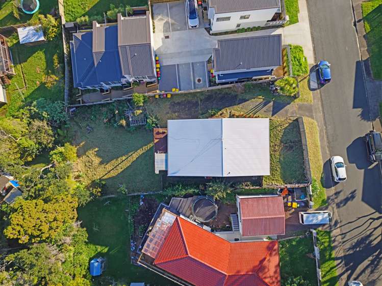 6 Jenanne Place_1