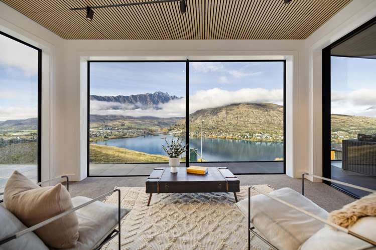 6 Florence Close Queenstown Hill_8