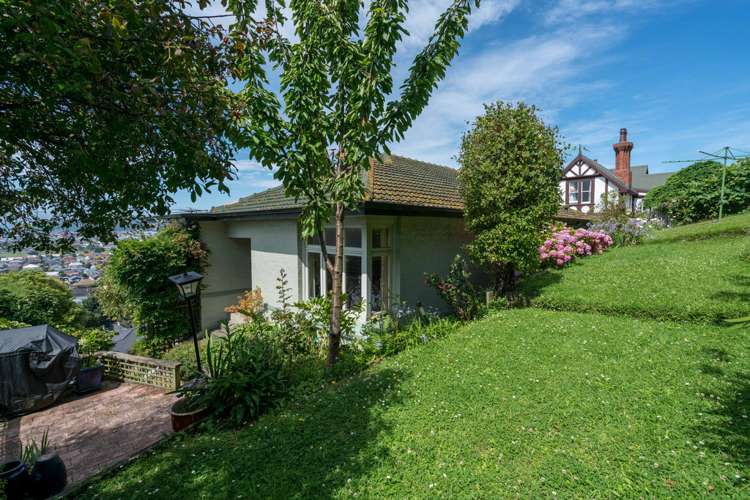 36 Easther Crescent Kew_7