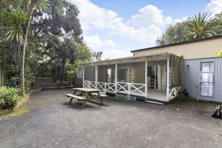 12 Karapiti Place Glen Eden_7