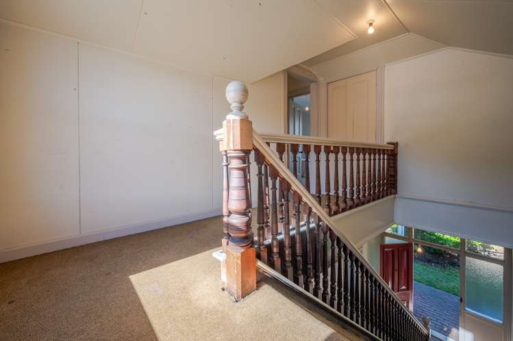 55 Beach Road Akaroa_26