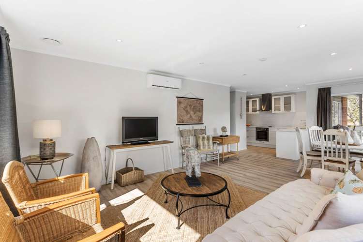 1b Tallington Crescent Torbay_6