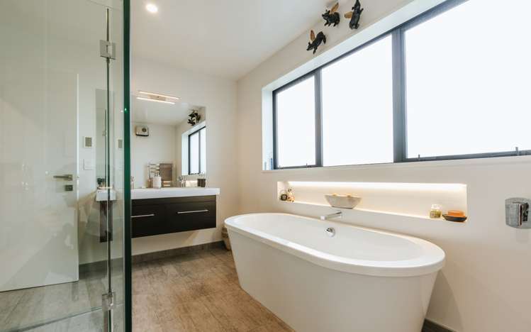 31 Finch Street Albert Town_13