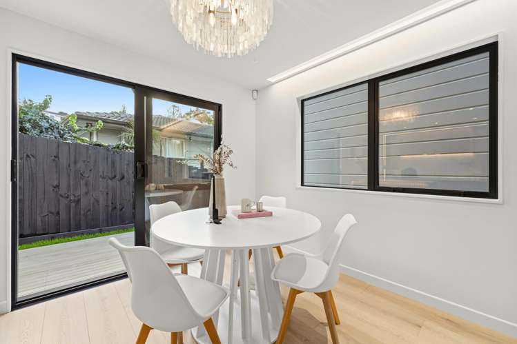 14B Gerontius Glade Torbay_6