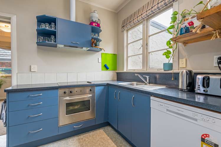 8 Graham Place West End_2