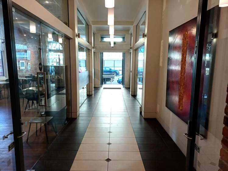 480 Moray Place Dunedin Central_10